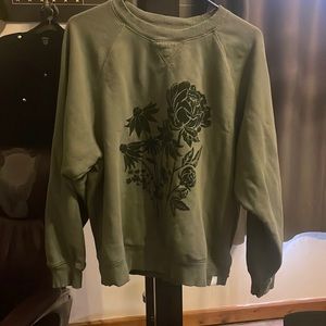 American Eagle sweater